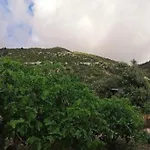 Dom wakacyjny Glamping In The Middle Of Nowhere *