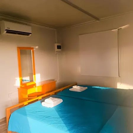 Glamping In The Middle Of Nowhere *